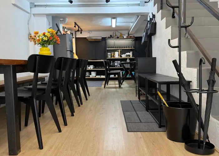 Sleepben New Entire In Sukhumvit Apartment Bangkok