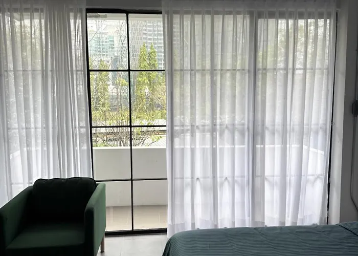 Sleepben New Entire In Sukhumvit Apartment *